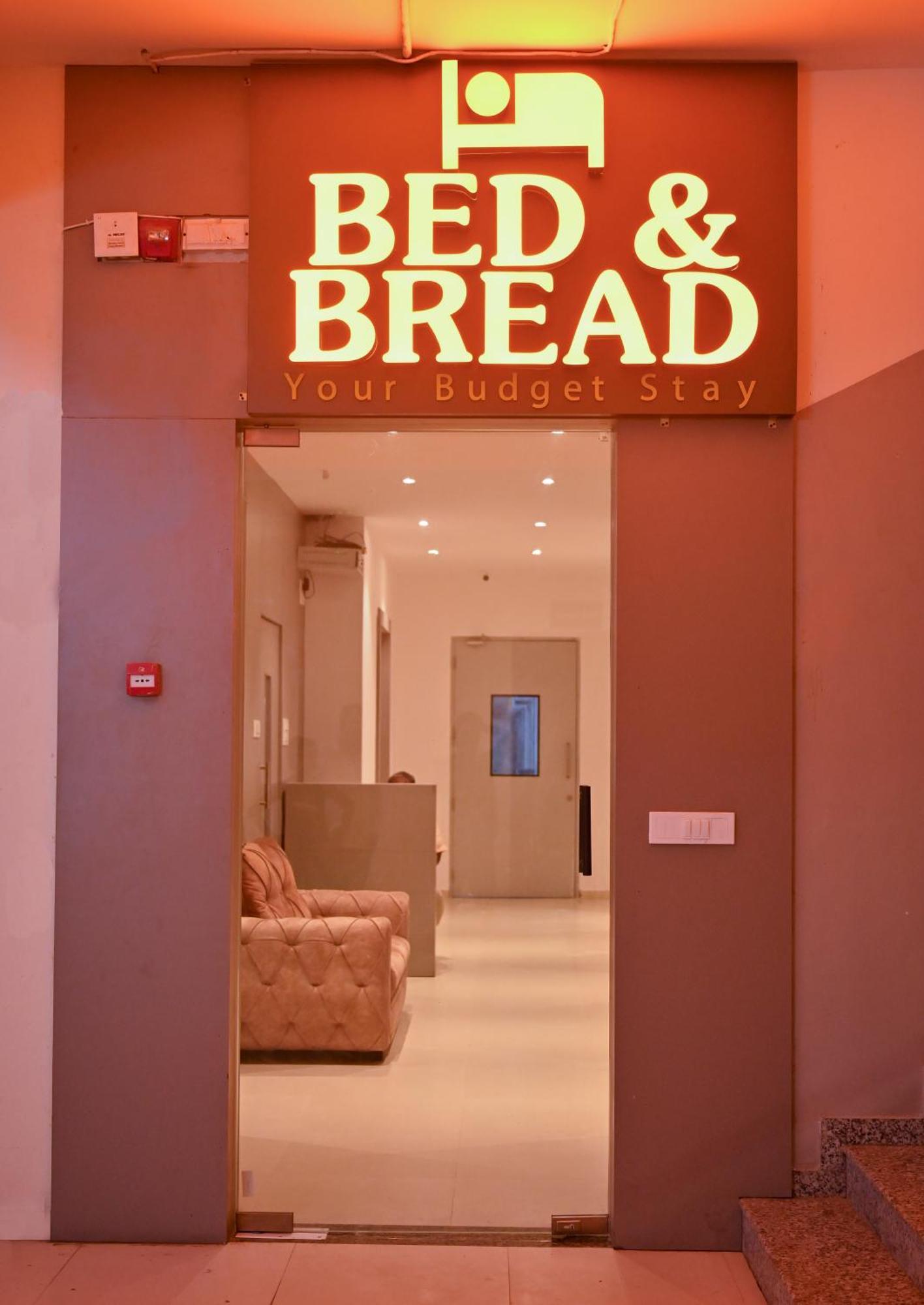Bed & Bread Dormitory Bharuch Zewnętrze zdjęcie